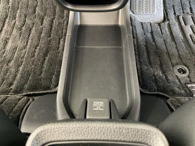 Ｎ－ＯＮＥ オリジナル　ワンオーナー　前後純正ドラレコ装着車　追突被害軽減ブレーキ　ベンチシート　禁煙　記録簿　オートクルーズコントロール　サイドエアバック　クリアランスソナー　ＬＥＤライト　ＷＡＢ　Ｂカメラ　セキュリティ（35枚目）