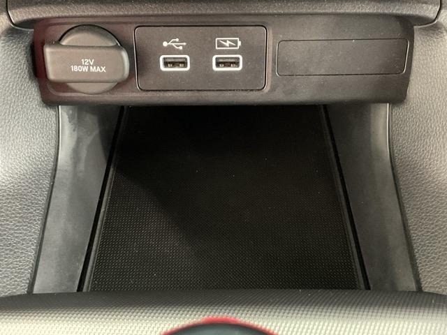 �X�}�z�g���[�Ƃt�r�a�[�q�B�X�}�[�g�t�H���Ȃǂ̏[�d��I�[�f�B�I�Ƃ̐ڑ��ɕ֗��ł�