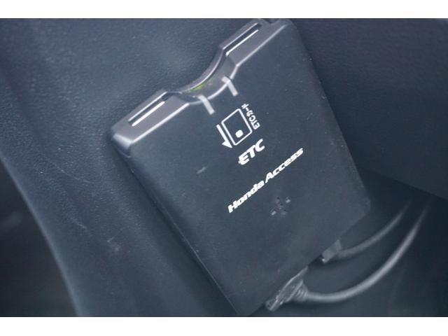 クール・ホンダセンシング ワンオーナー ナビ ETC 純正マルチボード Rカメラ アイドリングストップ スマートキー ワンオーナー ナビ メモリーナビ オートエアコン キーレス クルコン 盗難防止システム 両側スライド CD(18枚目)