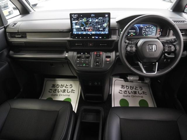 ステップワゴン ｅ：ＨＥＶスパーダ　当社デモカー　デュアルエアコン　フルオートエアコン　ＥＳＣ　シートヒータ　オートライト　キーフリー　ＬＥＤヘッドランプ　イモビ　ＡＢＳ　リアカメラ　スマートキ　ＵＳＢポート　クルーズコントロール　禁煙（16枚目）