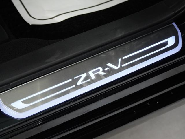 ＺＲ－Ｖ ｅ：ＨＥＶＺ　当社業務車両９インチコネクトディスプレイマルチビューカメラヒーター付パワーシートＢＯＳＥプレミアムサウンドシステムハンズフリーアクセスパワーテールゲートアダプティブドライビングビーム　全周囲モニター（31枚目）