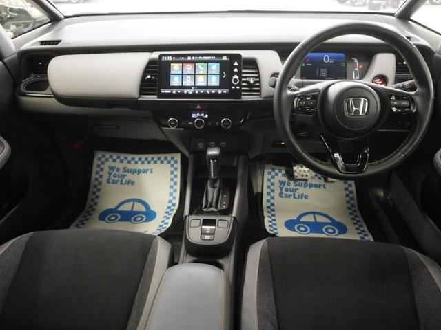 フィット ｅ：ＨＥＶＲＳ　９インチコネクトディスプレイ純正前後ドラレコＬＥＤオートライトオートハイビーム衝突軽減ブレーキ渋滞追従機能付きＡＣＣ衝突軽減ブレーキ路外逸脱抑制機能パーキンスセンサー誤発進抑制機能　エアバッグ　Ｄレコ（15枚目）