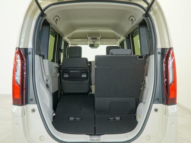 N-BOX ファッションスタイル 当社デモカー 9インチホンダコネクトナビ シートヒーター 両側電動スライドドア ホンダセンシング LEDオートライト オートハイビーム 渋滞追従機能付きACCレーンキープアシスト バックカメラ 禁煙(13枚目)