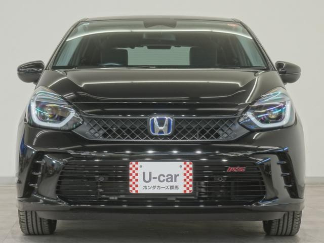 フィット e:HEVRS 当社デモカー ホンダコネクトディスプレー バックカメラ ホンダセンシング LEDオートライト パーキングソナー エアバッグ ナビ&TV パワーウィンドウ 助手席エアバッグ フルセグテレビ 禁煙 USB(6枚目)
