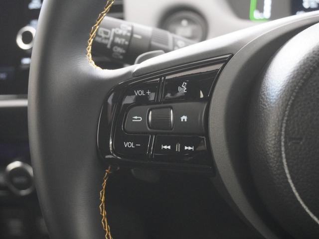 フィット e:HEVRS 当社デモカー ホンダコネクトディスプレー バックカメラ ホンダセンシング LEDオートライト パーキングソナー エアバッグ ナビ&TV パワーウィンドウ 助手席エアバッグ フルセグテレビ 禁煙 USB(22枚目)