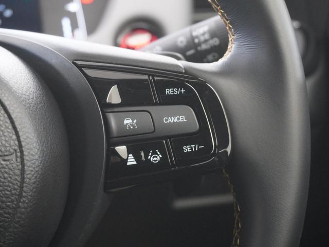 フィット e:HEVRS 当社デモカー ホンダコネクトディスプレー バックカメラ ホンダセンシング LEDオートライト パーキングソナー エアバッグ ナビ&TV パワーウィンドウ 助手席エアバッグ フルセグテレビ 禁煙 USB(23枚目)