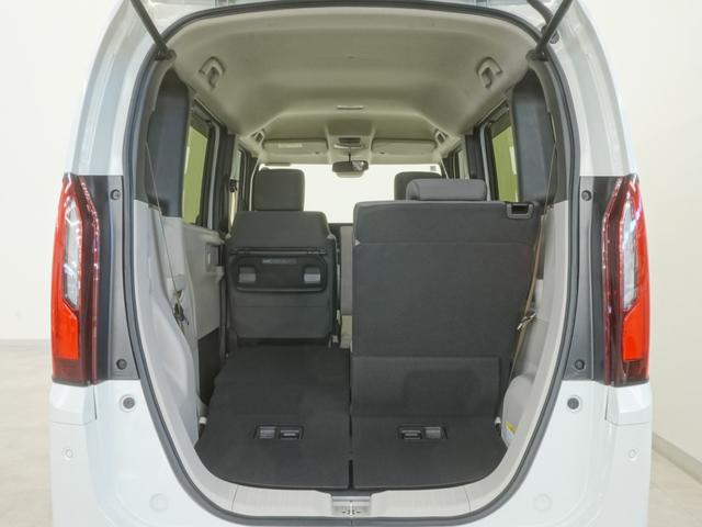 Ｎ－ＢＯＸ ベースグレード　当社デモカー　９インチホンダコネクトナビ　バックカメラ　両側電動スライドドア　ホンダセンシング　ＬＥＤオートライト　パーキングソナー　シートヒーター　衝突軽減システム　スマートキ－　禁煙　ＥＣＯモード（13枚目）