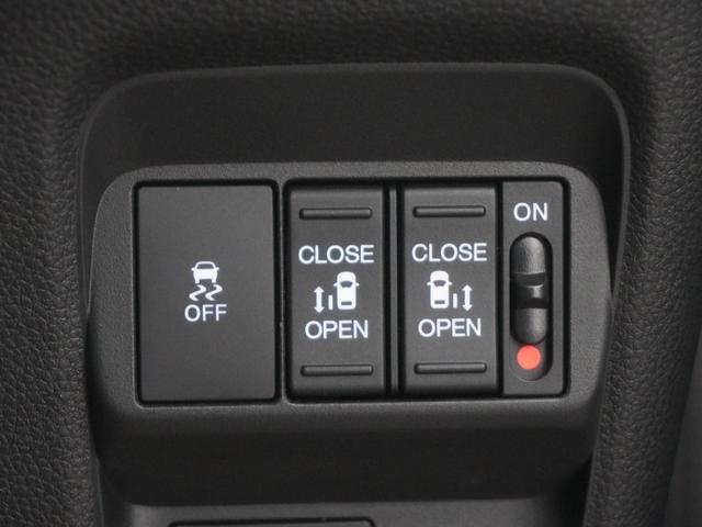 フリード エアーEX 11.4インチホンダコネクトナビ バックカメラ 両側電動スライドドア ホンダセンシング LEDオートライト パーキングソナー シートヒーター リアクーラー バックモニター 盗難防止システム DVD(25枚目)