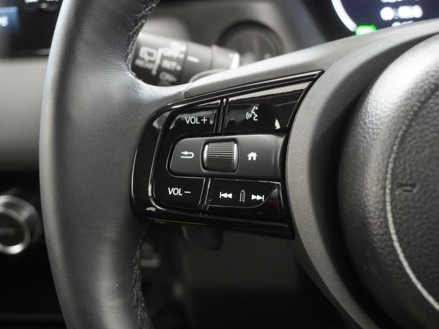 ヴェゼル ｅ：ＨＥＶＺ　ワンオーナー９インチコネクトディスプレイシートヒーターハンズフリーアクセスパワーテールゲート（予約クローズ機能付）ブラインドスポットインフォメーションアダプティブドライビングビーム　１オナ　スマキ（23枚目）