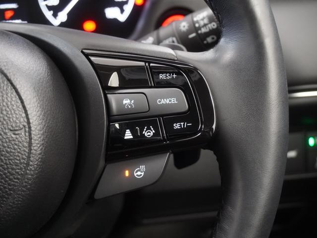 ヴェゼル ｅ：ＨＥＶＺ　ワンオーナー９インチコネクトディスプレイシートヒーターハンズフリーアクセスパワーテールゲート（予約クローズ機能付）ブラインドスポットインフォメーションアダプティブドライビングビーム　１オナ　スマキ（24枚目）