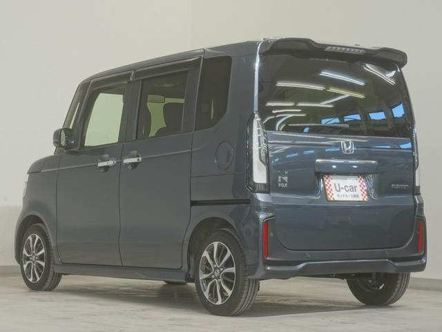 Ｎ－ＢＯＸカスタム ベースグレード　当社デモカー　９インチコネクトナビ　シートヒーター　ＬＥＤオートライト　オートハイビーム　両側電動スライドドア　渋滞追従機能付きＡＣＣ　レーンキープアシスト　誤発進抑制機能　サイドエアバッグ　ＣＭＢＳ（9枚目）