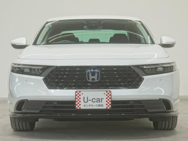 アコード ｅ：ＨＥＶ　当社デモカー１２．３インチコネクトディスプレイＢＯＳＥプレミアムサウンドシステムアダプティブ・ダンパー・システムシートヒーターＨｏｎｄａパーキングパイロット　フルセグテレビ　衝突被害軽減装置　ＡＢＳ（6枚目）