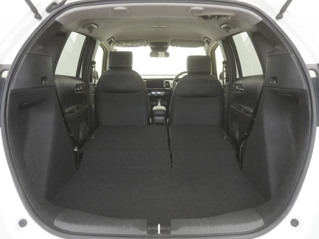 フィット ホーム　当社デモカー　９インチインターナビ　ＬＥＤオートライト　オートハイビーム　衝突軽減ブレーキ　渋滞追従機能付きＡＣＣ　レーンキープアシスト　衝突軽減ブレーキ　パーキングセンサー　記録簿　リアカメラ（14枚目）