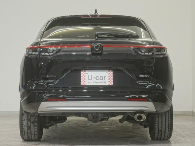 ヴェゼル ｅ：ＨＥＶＺ　ワンオーナー　９インチコネクトディスプレイ　前後ドライブレコーダー　シートヒーター　ステアリングヒーター　ブラインドスポットインフォメーション　ハンズフリーアクセスパワーテールゲート　盗難防止装置（8枚目）