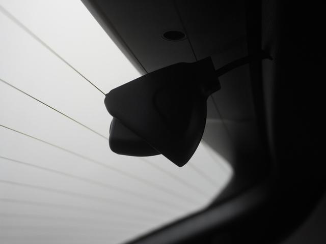 ヴェゼル ｅ：ＨＥＶＺ　ワンオーナー　９インチコネクトディスプレイ　前後ドライブレコーダー　シートヒーター　ステアリングヒーター　ブラインドスポットインフォメーション　ハンズフリーアクセスパワーテールゲート　盗難防止装置（28枚目）