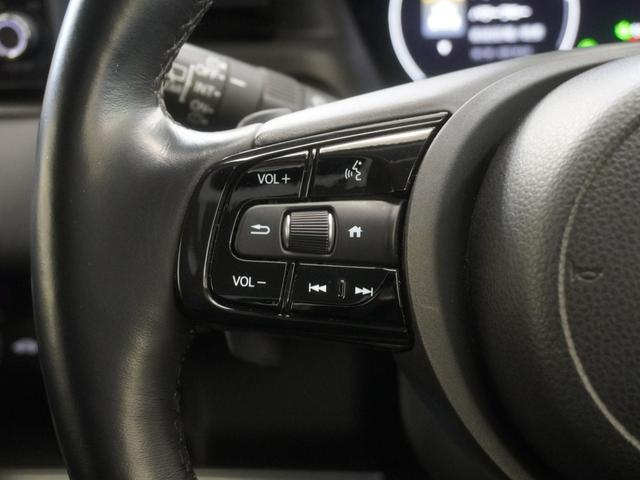 ヴェゼル ｅ：ＨＥＶＺ　ワンオーナー　９インチインターナビ　前後ドライブレコーダー　シートヒーター　渋滞追従機能付きＡＣＣ　ブラインドスポットインフォメーション　ハンズフリーアクセスパワーテールゲート　衝突軽減ブレーキ（22枚目）