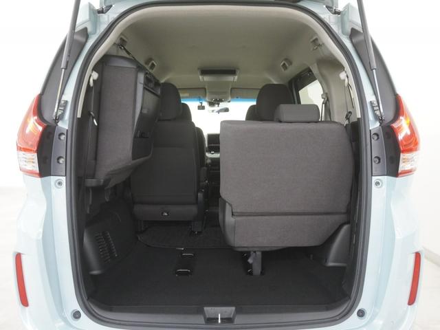 フリード Ｇ　ワンオーナー　９インチインターナビ　１０．１インチ後席モニター　ドライブレコーダー　シートヒーター　ＬＥＤオートライト　アクティブコーナリングライト　両側電動スライドドア　衝突軽減ブレーキ　Ａクルーズ（14枚目）