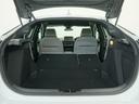 ２列目を倒すことで、大変広いラゲッジスペースとなります。大きな荷物を積んだりと様々な用途にご利用いただけます。