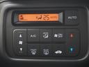 フルオートエアコン搭載!好みの温度に設定するだけで風向・風量を自動調整、いつでも快適な車内環境を保ちます。