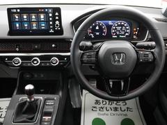 １０．２インチデジタルグラフィックメーターで、速度表示やＨｏｎｄａＳＥＮＳＩＮＧ作動表示などを、分かりやすく表示　見やすさを追求したメーターです。 7