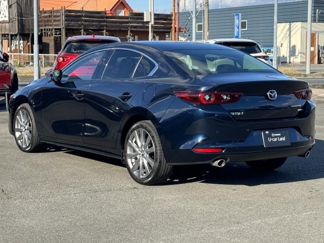 マツダ ＭＡＺＤＡ３セダン