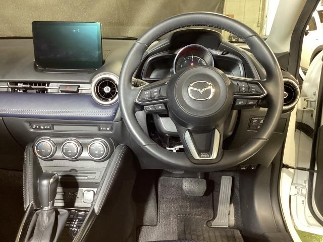 ＭＡＺＤＡ２ １５Ｓ　プロアクティブ　Ｓパッケージ　マツダコネクトナビ　ＥＴＣ　３６０°ビューモニター　ドライブレコーダー　電動シート　シートヒーター　１６インチＡＷ　追従クルーズ　全周囲　レーンキープ　ＬＥＤ　衝突軽減装置　Ｐシート　ドラレコ　ＤＶＤ（2枚目）