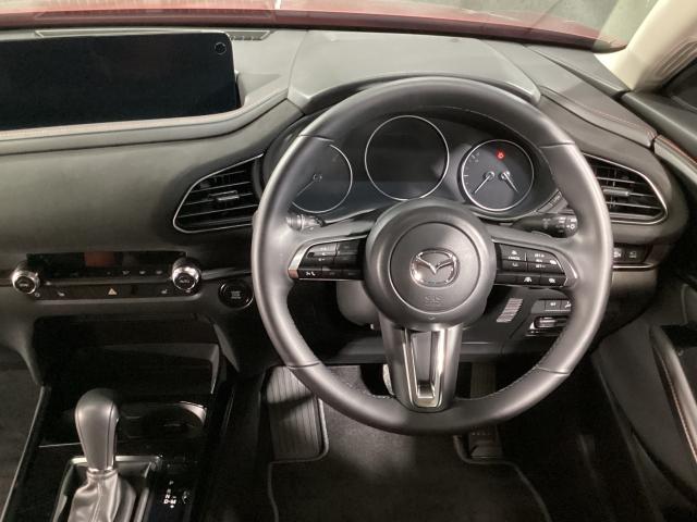 ＣＸ－３０ ＸＤ　レトロ　スポーツ　エディション　マツダコネクトナビ　ＥＴＣ　２カメラドラレコ　ＢＯＳＥスピーカー　電動シート　３６０°ビューモニター　１８インチＡＷ　ドライブレコーダー　ＬＥＤヘッド　レーダークルーズコントロール　フルセグＴＶ（2枚目）