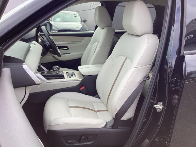 CX-60 XDハイブリッド エクスクルーシブ モダン 4WD マツダコネクトナビ ETC 前後ドラレコ 360°モニター BOSEサウンド SOSコール 20インチAW 360°ビュー 衝突軽減ブレーキ LEDライト オートハイビーム 追従式クルコン ETC(8枚目)