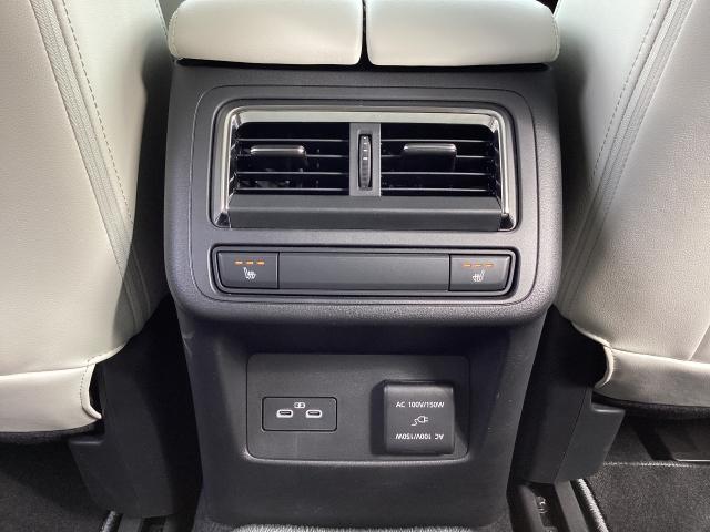 CX-60 XDハイブリッド エクスクルーシブ モダン 4WD マツダコネクトナビ ETC 前後ドラレコ 360°モニター BOSEサウンド SOSコール 20インチAW 360°ビュー 衝突軽減ブレーキ LEDライト オートハイビーム 追従式クルコン ETC(29枚目)