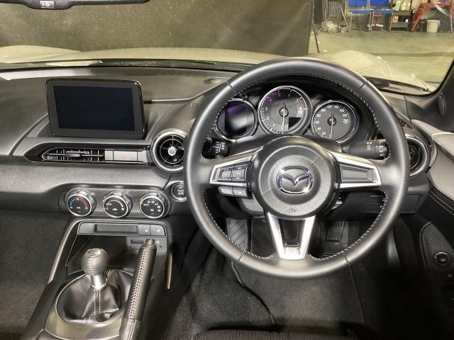 ロードスター 1.5 S スペシャルパッケージ 6MT Wエアバック ブルートゥース アドバンスドキー 1オーナー 地デジ 盗難防止装置 パワステ ナビTV 衝突安全ボディ 点検記録簿 横滑防止装置 メモリーナビ USBポート 運転席エアバッグ(2枚目)