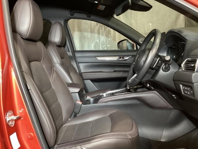 ＣＸ－５ ２．２　ＸＤ　エクスクルーシブ　モード　ディーゼルターボ　４　１オーナー車　地デジ　レーンキープ　盗難防止装置　本革シート　Ｂｌｕｅｔｏｏｔｈ対応　キーレス　記録簿　ＬＥＤ　クリアランスソナー　ＡＷＤ　ＵＳＢ　オートＬＥＤ　ＥＴＣ　ヒーター　パワーシート　ＡＡＣ（7枚目）