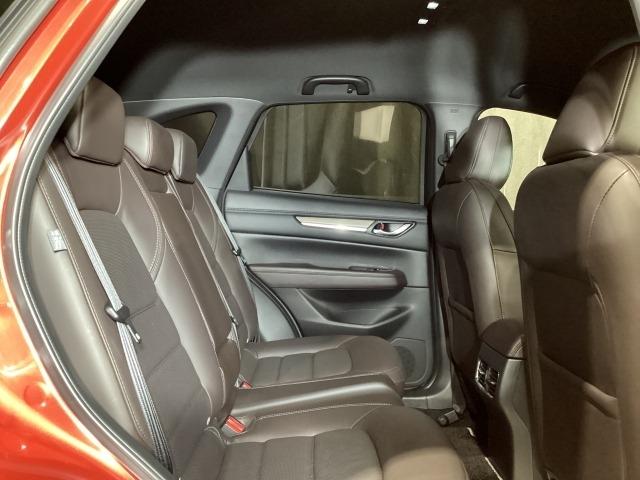 ＣＸ－５ ２．２　ＸＤ　エクスクルーシブ　モード　ディーゼルターボ　４　１オーナー車　地デジ　レーンキープ　盗難防止装置　本革シート　Ｂｌｕｅｔｏｏｔｈ対応　キーレス　記録簿　ＬＥＤ　クリアランスソナー　ＡＷＤ　ＵＳＢ　オートＬＥＤ　ＥＴＣ　ヒーター　パワーシート　ＡＡＣ（10枚目）