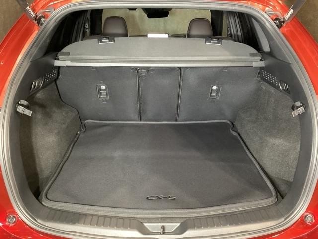 ＣＸ－５ ２．２　ＸＤ　エクスクルーシブ　モード　ディーゼルターボ　４　１オーナー車　地デジ　レーンキープ　盗難防止装置　本革シート　Ｂｌｕｅｔｏｏｔｈ対応　キーレス　記録簿　ＬＥＤ　クリアランスソナー　ＡＷＤ　ＵＳＢ　オートＬＥＤ　ＥＴＣ　ヒーター　パワーシート　ＡＡＣ（11枚目）