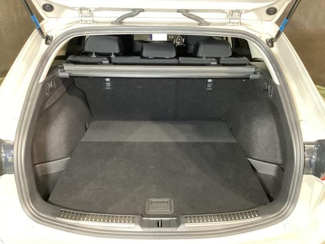 ＭＡＺＤＡ６ワゴン ２．２　ＸＤ　ディーゼルターボ　ナビ・地デジ・３６０度カメラ・ＥＴＣ・衝突被害軽減Ｂ・パワーシート　Ｂｌｕｅｔｏｏｔｈ　ＬＥＤ　ＥＴＣ　衝突軽減ブレーキ　オートマチックハイビーム　レーンキープアシスト　スマートキー　ナビＴＶ　ＵＳＢ（11枚目）