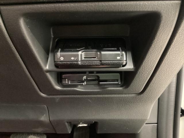 CX-30 2.0 20S 100周年 特別記念車 4WD 赤革シート パワーシート BOSEスピーカー 360度ビューモニター LEDライト ドライブレコーダー シートヒーター パワーシート レーダークルーズ 衝突軽減 Bluetooth ワンオーナー(25枚目)