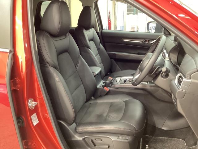 ＣＸ－５ ２．２　ＸＤ　ブラックトーンエディション　ディーゼルターボ　３６０°モニター　マツダコネクト　１９インチ純正アルミ　ＬＥＤライト　アドバンスドキー　Ｂｌｕｅｔｏｏｔｈ　クリアランスソナー　ＥＴＣ　運転席パワーシート　前席シートヒーター　ターボ　ＤＳＣ　ナビＴＶ（7枚目）