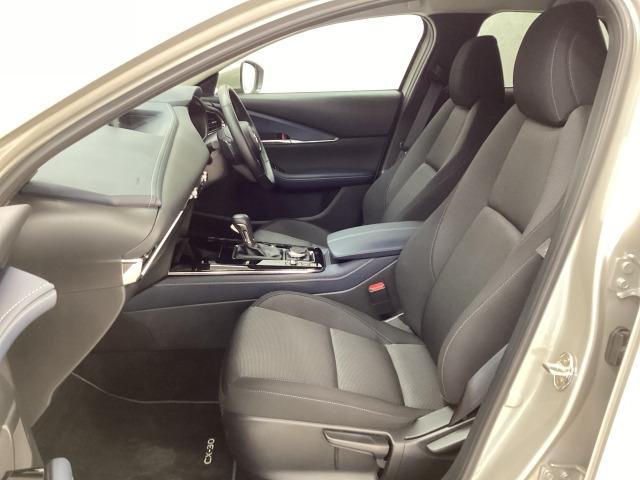 �L�����ׂ����e�͐��ɕx�񂾐U���z���E���^���̗̍p�ɂ��A�̂��ݍ���ł����悤�ȐS�n�悢�t�B�b�g���������I