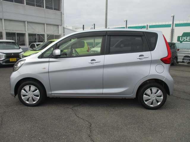 eKワゴン M e-アシスト ワンオーナー 禁煙車 踏み間違い防止アシスト i-stop 運転席シートヒーター 禁煙 キーレスキー 横滑り防止 オートエアコン ABS ベンチシート ワンオーナー ダブルエアバック パワーウインドウ(12枚目)