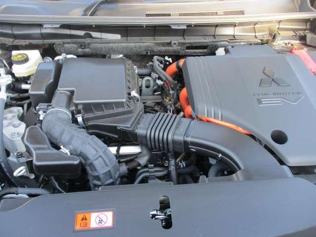 アウトランダーPHEV Pエグゼクティブパッケージ 試乗車UP ETC 禁煙車 コーナーセンサー 電動リアゲート(18枚目)