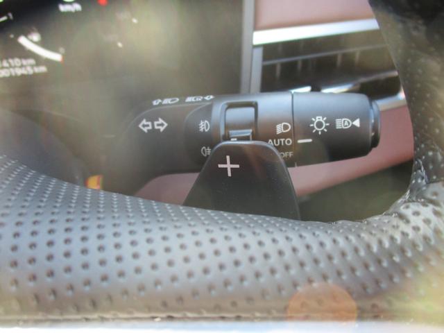 アウトランダーPHEV Pエグゼクティブパッケージ 試乗車UP ETC 禁煙車 コーナーセンサー 電動リアゲート(22枚目)