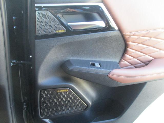 アウトランダーPHEV Pエグゼクティブパッケージ 試乗車UP ETC 禁煙車 コーナーセンサー 電動リアゲート(33枚目)