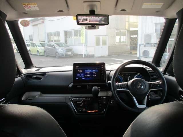 デリカミニ Ｔ　プレミアム　試乗車ＵＰ　衝突軽減装置　ターボエンジン　禁煙　記録簿付　寒冷地　パワステ　フルタイム４ＷＤ　エアバッグ　ＥＳＣ　クルコン　インテリキー　キーフリー　アルミホイール　ナビ　シートヒータ　セキュリティ（19枚目）