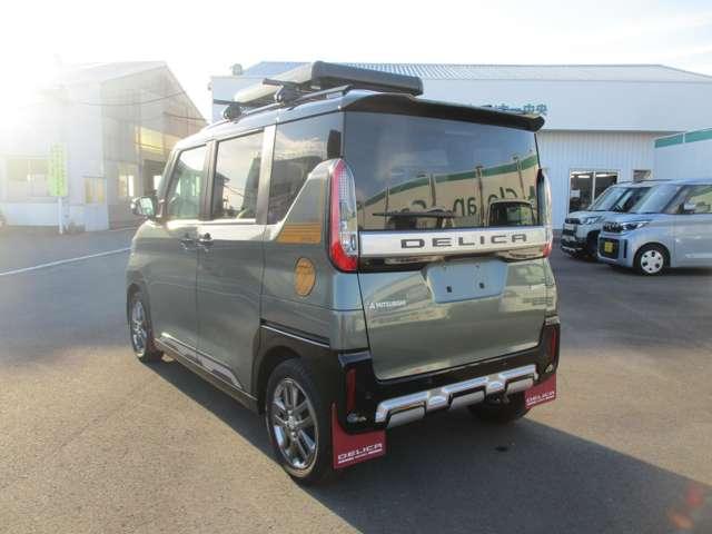 デリカミニ Ｔ　プレミアム　試乗車ＵＰ　衝突軽減装置　ターボエンジン　禁煙　記録簿付　寒冷地　パワステ　フルタイム４ＷＤ　エアバッグ　ＥＳＣ　クルコン　インテリキー　キーフリー　アルミホイール　ナビ　シートヒータ　セキュリティ（12枚目）