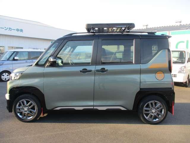 デリカミニ Ｔ　プレミアム　試乗車ＵＰ　衝突軽減装置　ターボエンジン　禁煙　記録簿付　寒冷地　パワステ　フルタイム４ＷＤ　エアバッグ　ＥＳＣ　クルコン　インテリキー　キーフリー　アルミホイール　ナビ　シートヒータ　セキュリティ（13枚目）