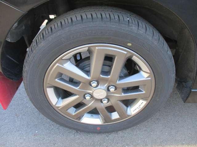 デリカミニ Ｔ　プレミアム　試乗車ＵＰ　衝突軽減装置　ターボエンジン　禁煙　記録簿付　寒冷地　パワステ　フルタイム４ＷＤ　エアバッグ　ＥＳＣ　クルコン　インテリキー　キーフリー　アルミホイール　ナビ　シートヒータ　セキュリティ（19枚目）