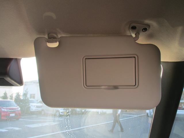 デリカミニ Ｔ　プレミアム　試乗車ＵＰ　衝突軽減装置　ターボエンジン　禁煙　記録簿付　寒冷地　パワステ　フルタイム４ＷＤ　エアバッグ　ＥＳＣ　クルコン　インテリキー　キーフリー　アルミホイール　ナビ　シートヒータ　セキュリティ（25枚目）