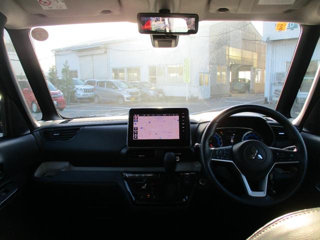 デリカミニ Ｔ　プレミアム　試乗車ＵＰ　衝突軽減装置　ターボエンジン　禁煙　記録簿付　寒冷地　パワステ　フルタイム４ＷＤ　エアバッグ　ＥＳＣ　クルコン　インテリキー　キーフリー　アルミホイール　ナビ　シートヒータ　セキュリティ（27枚目）