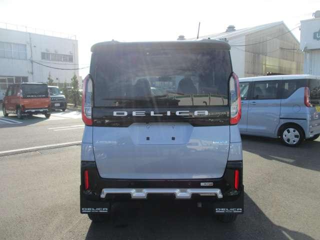 デリカミニ Ｇ　プレミアム　試乗車ＵＰ　バックモニター　４ＷＤ　クルーズコントロール　アルミホイール　シートヒーター　スマートキー　禁煙車　オートエアコン　横滑り防止機能　ナビ　アイドリングストップ　盗難防止装置　寒冷地仕様（11枚目）