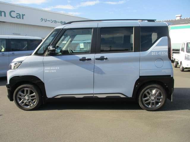 デリカミニ Ｇ　プレミアム　試乗車ＵＰ　バックモニター　４ＷＤ　クルーズコントロール　アルミホイール　シートヒーター　スマートキー　禁煙車　オートエアコン　横滑り防止機能　ナビ　アイドリングストップ　盗難防止装置　寒冷地仕様（13枚目）