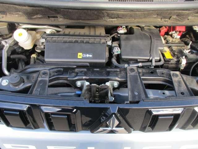 デリカミニ Ｇ　プレミアム　試乗車ＵＰ　バックモニター　４ＷＤ　クルーズコントロール　アルミホイール　シートヒーター　スマートキー　禁煙車　オートエアコン　横滑り防止機能　ナビ　アイドリングストップ　盗難防止装置　寒冷地仕様（16枚目）